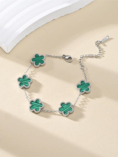 1 Piece Light Luxury Lucky Stainless Steel Five Flower Bracelet for Women'S Daily Commuter Accessories, Clover Jewelry Bracelet